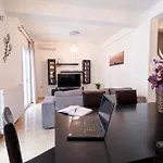 Dafni's House Holiday home *