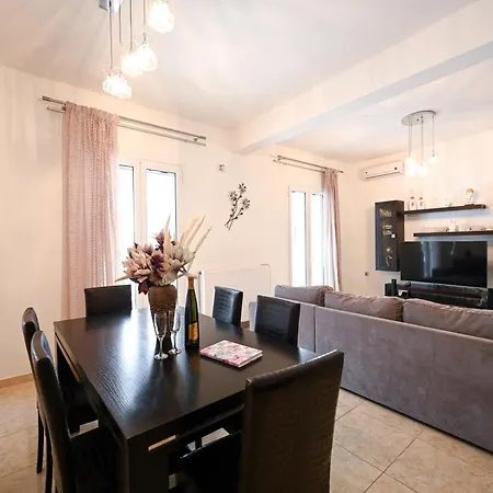 Dafni's House Case de vacanță