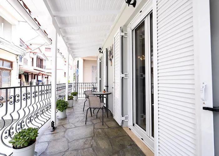 Dafni's House Skiathos