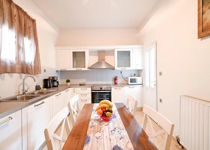 Dafni's House Case de vacanță Skiathos